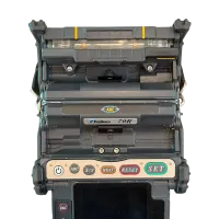 Tweedehands lasapparaat, 70R, 7380 lassen, bouwjaar 2016, inclusief CT-30 cleaver, Fujikura